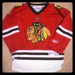 Blackhawks Jersey Big boys youth size S/M 8-10